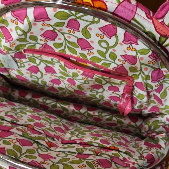 Vera Bradley Purse With Kiss Lock - Etsy Vera Bradley Pink White Paisley Kiss Lock Dome Handbag Purse